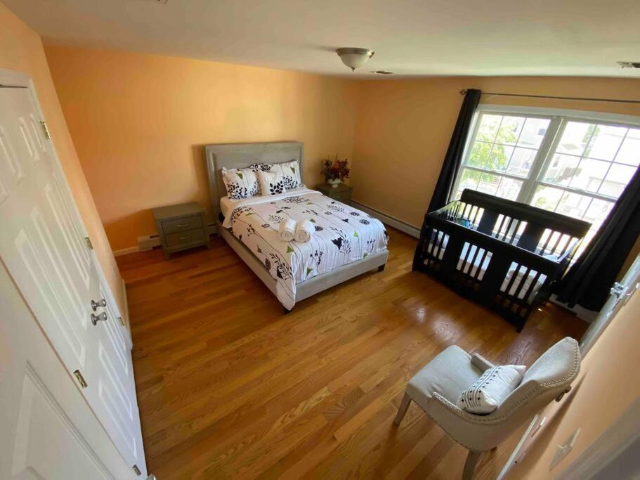 Family 3-Bedroom Home Elizabeth Extérieur photo